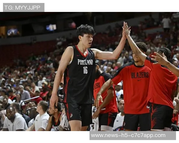 杨瀚森谈季前赛中锋对位体验与夏季联赛的显著差异